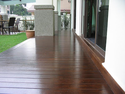 Gỗ nhựa ngoài trời sang trọng và bền đẹp.
